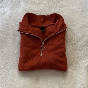 Longer sleeve polo shirt